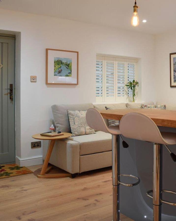 The Snug Entire Home Sleeps 2, Stratford Upon Avon Shottery Екстер'єр фото